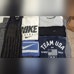 LOT of 6 - Nike Medium Active wear tops
